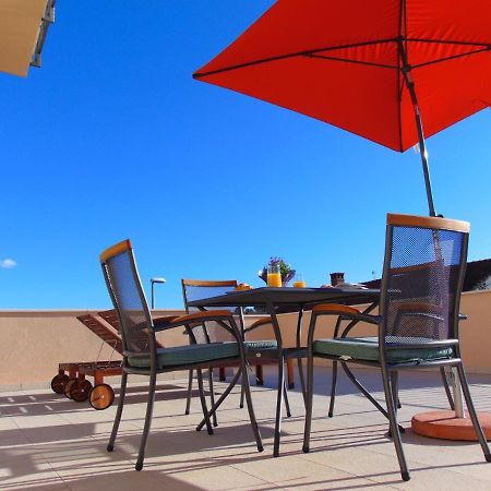 Apartments Red And Blue Mlini Εξωτερικό φωτογραφία