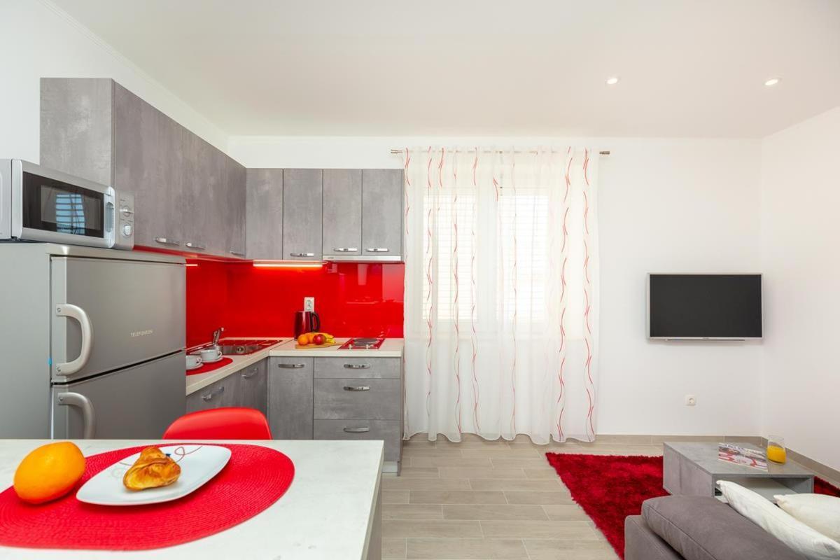 Apartments Red And Blue Mlini Εξωτερικό φωτογραφία