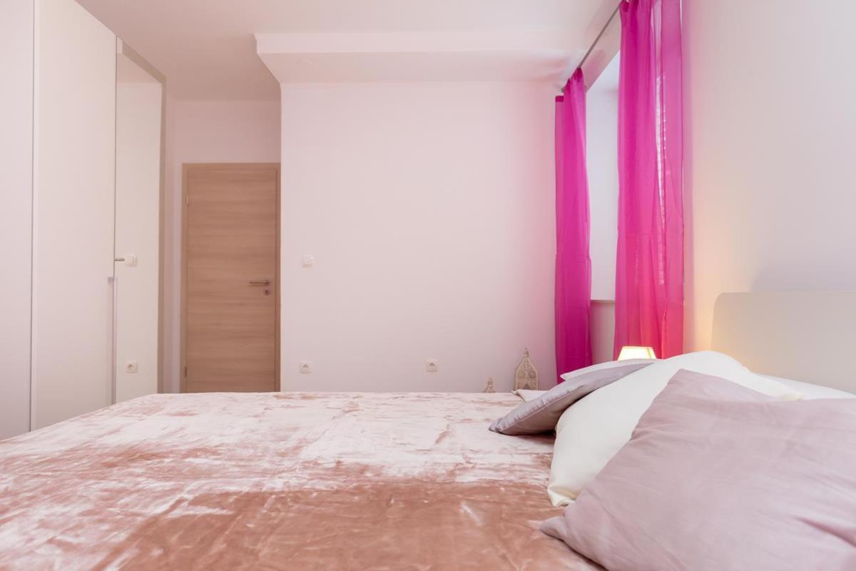 Apartments Red And Blue Mlini Εξωτερικό φωτογραφία